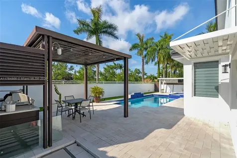 12910 NW 6th Terrace Miami FL 33182
