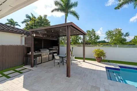 12910 NW 6th Terrace Miami FL 33182