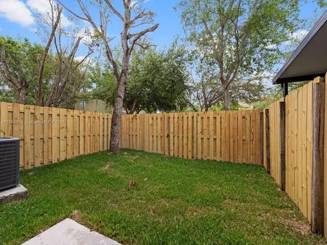 1450 SE 26th Avenue Homestead FL 33035