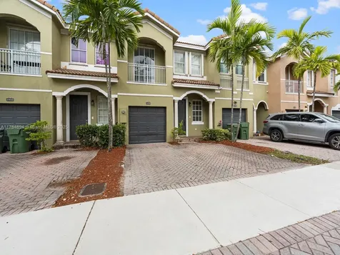 1450 SE 26th Avenue Homestead FL 33035