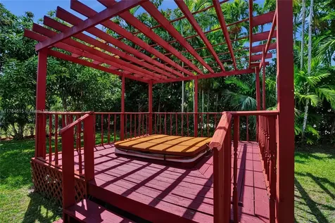 7360 SW 120th Street Pinecrest FL 33156