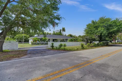 7360 SW 120th Street Pinecrest FL 33156
