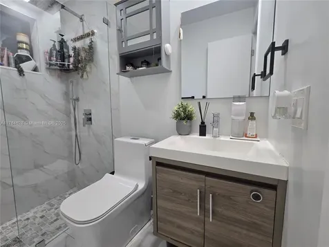 7418 W 32nd Court Hialeah FL 33018