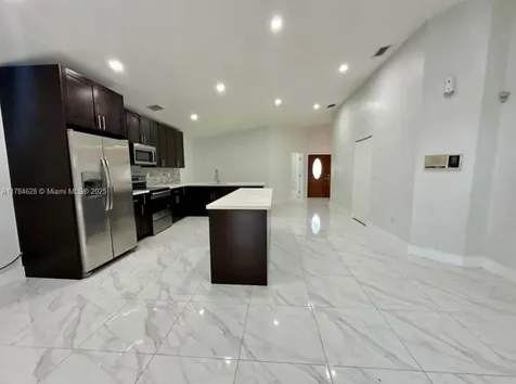 7418 W 32nd Court Hialeah FL 33018