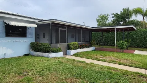 521 N 70th Way Hollywood FL 33024