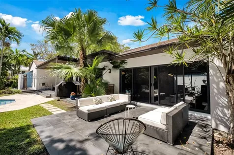 16821 SW 83rd Avenue Palmetto Bay FL 33157