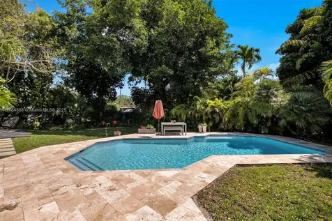 16821 SW 83rd Avenue Palmetto Bay FL 33157