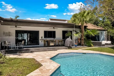 16821 SW 83rd Avenue Palmetto Bay FL 33157