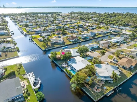 4348 S Atlantic Circle Fort Myers FL 33903