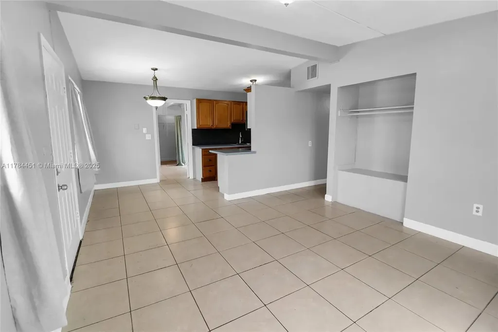 272 NW 30th Terrace Fort Lauderdale FL 33311