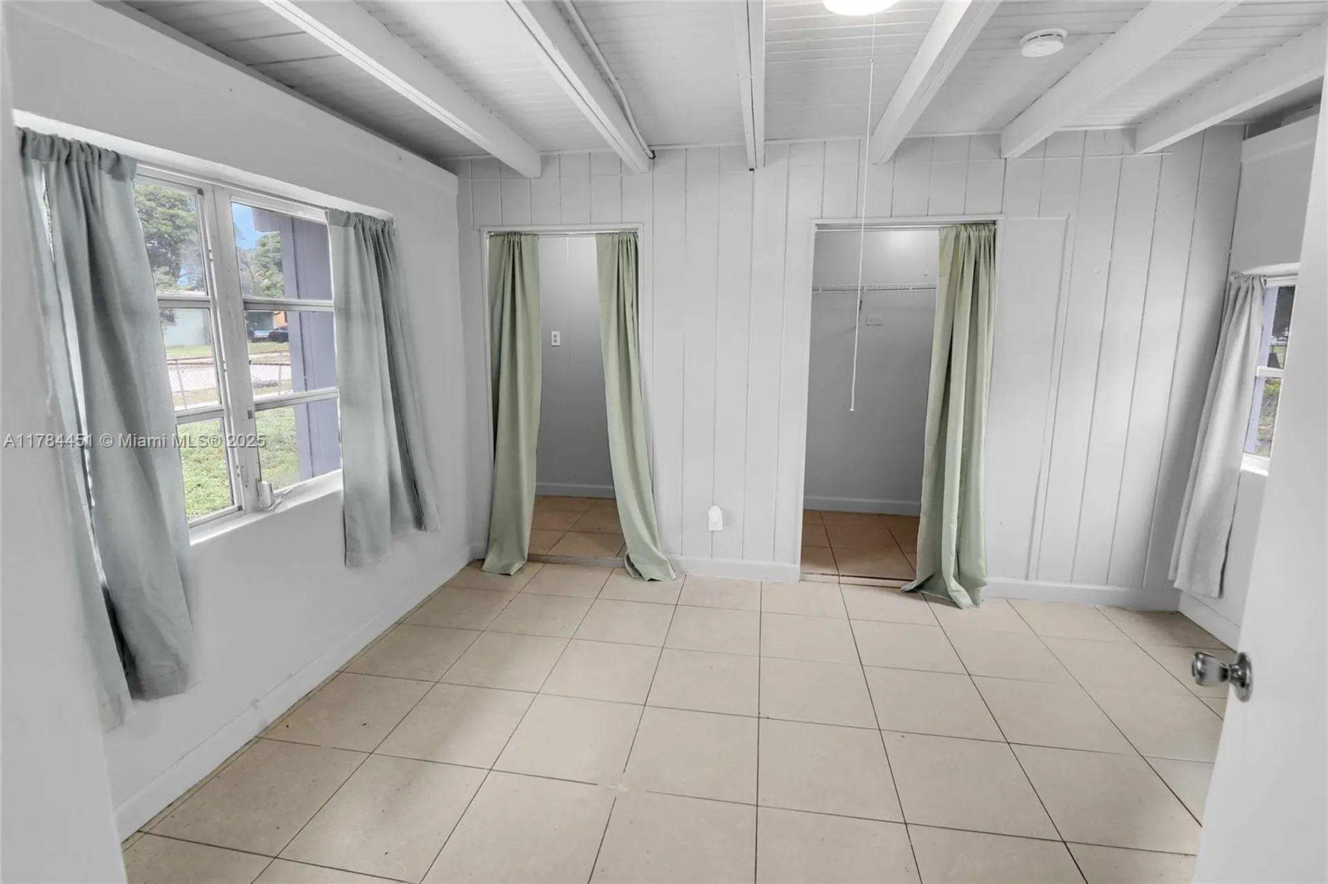 272 NW 30th Terrace Fort Lauderdale FL 33311