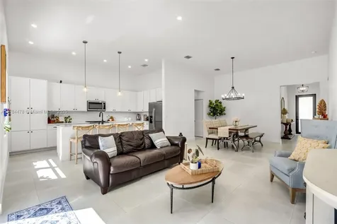 2861 SW 150th Court Miami FL 33185