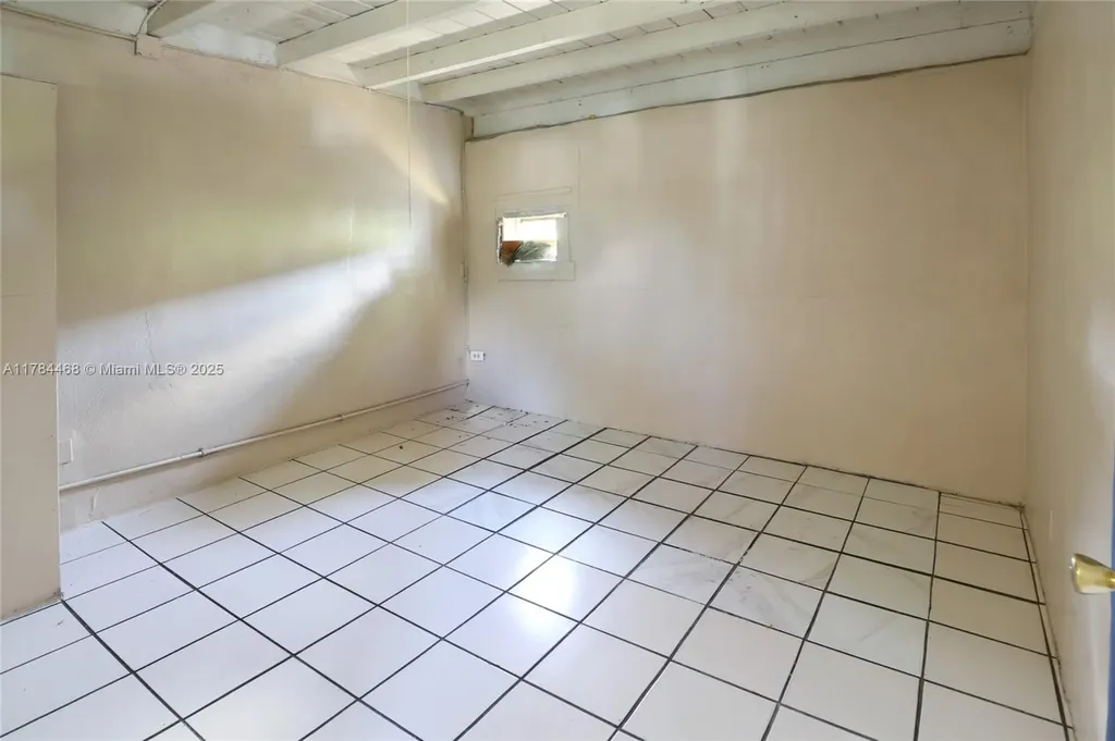 723 NW 15th Way Fort Lauderdale FL 33311