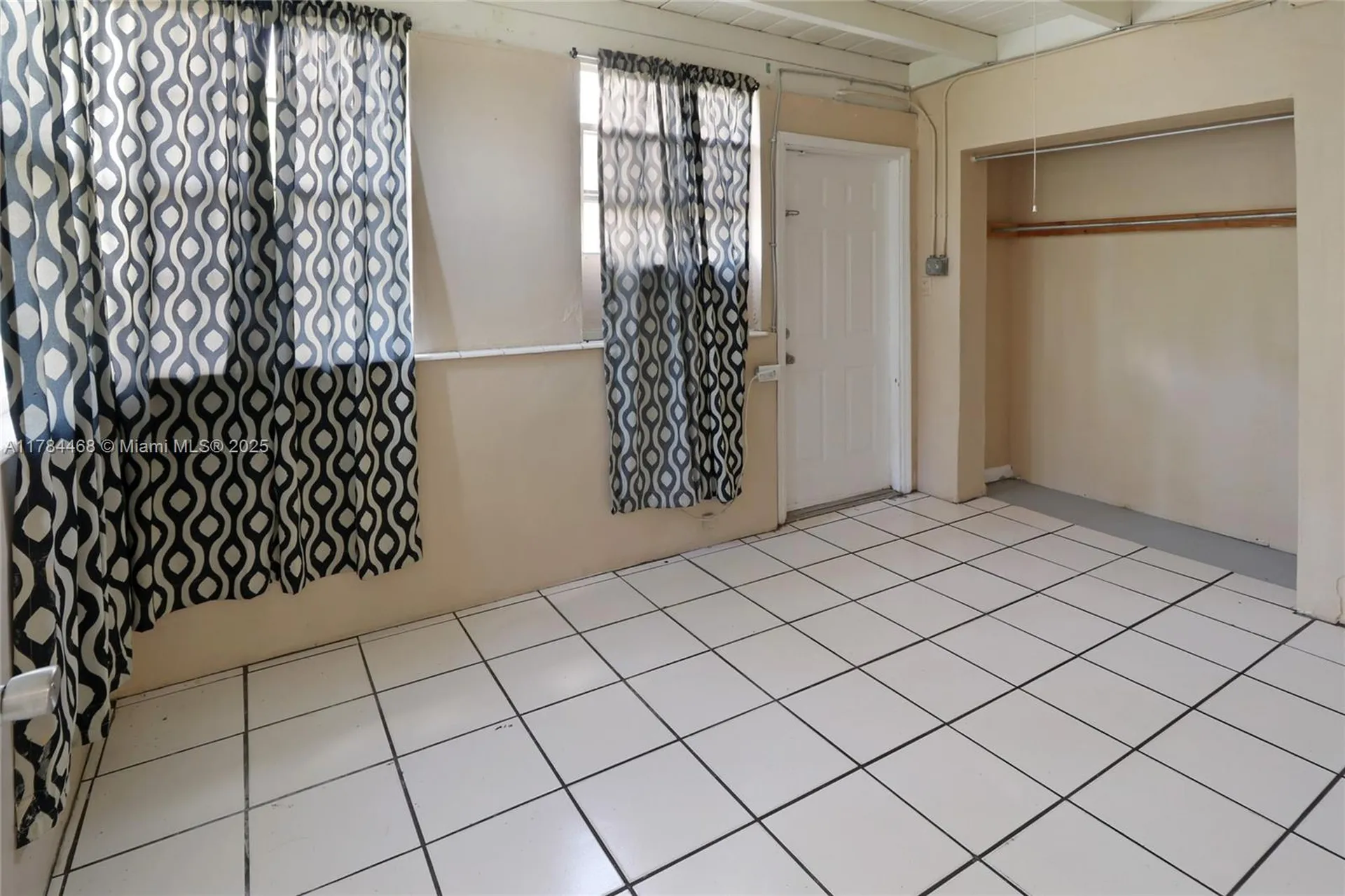 723 NW 15th Way Fort Lauderdale FL 33311