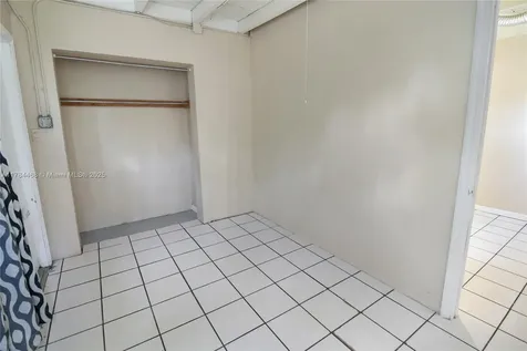 723 NW 15th Way Fort Lauderdale FL 33311