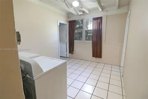 723 NW 15th Way Fort Lauderdale FL 33311