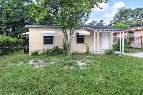 723 NW 15th Way Fort Lauderdale FL 33311