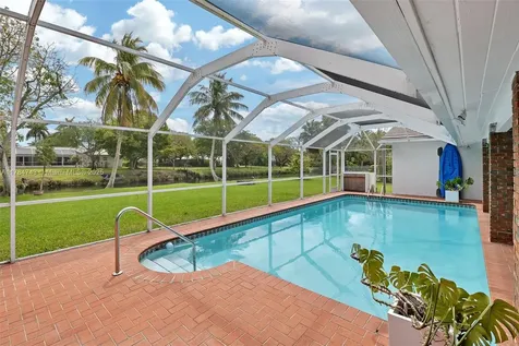 15801 SW 77th Court Palmetto Bay FL 33157