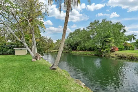 15801 SW 77th Court Palmetto Bay FL 33157