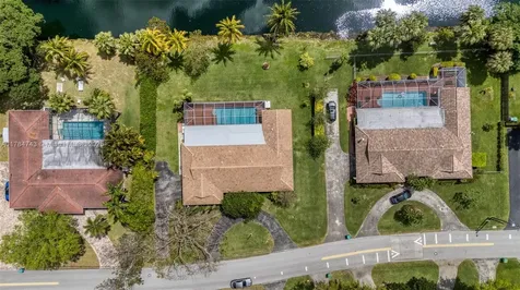 15801 SW 77th Court Palmetto Bay FL 33157