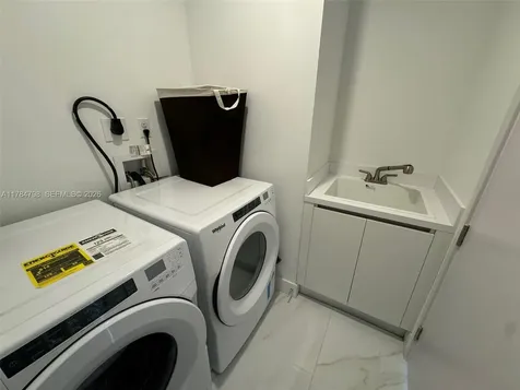 17550 Collins Avenue Sunny Isles Beach FL 33160