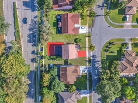 1300 SW 88th Way Pembroke Pines FL 33025