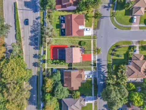 1300 SW 88th Way Pembroke Pines FL 33025
