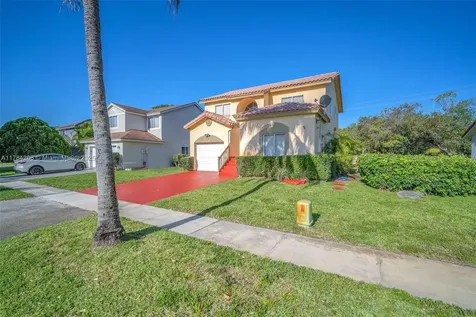 1300 SW 88th Way Pembroke Pines FL 33025