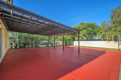 1300 SW 88th Way Pembroke Pines FL 33025