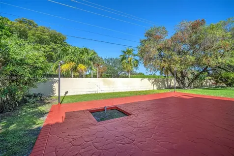 1300 SW 88th Way Pembroke Pines FL 33025