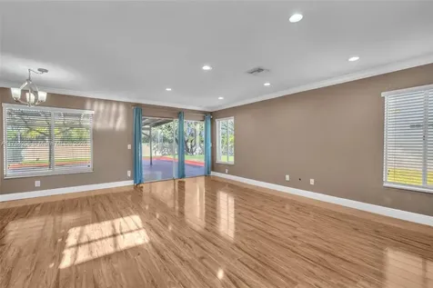 1300 SW 88th Way Pembroke Pines FL 33025