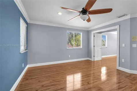1300 SW 88th Way Pembroke Pines FL 33025