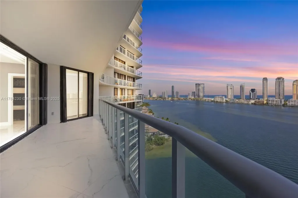 4000 Island Boulevard Aventura FL 33160
