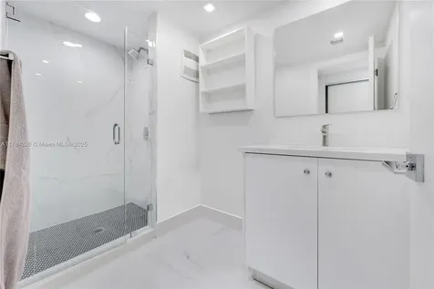 4000 Island Boulevard Aventura FL 33160