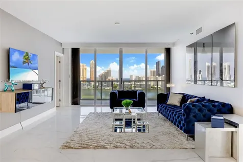 4000 Island Boulevard Aventura FL 33160