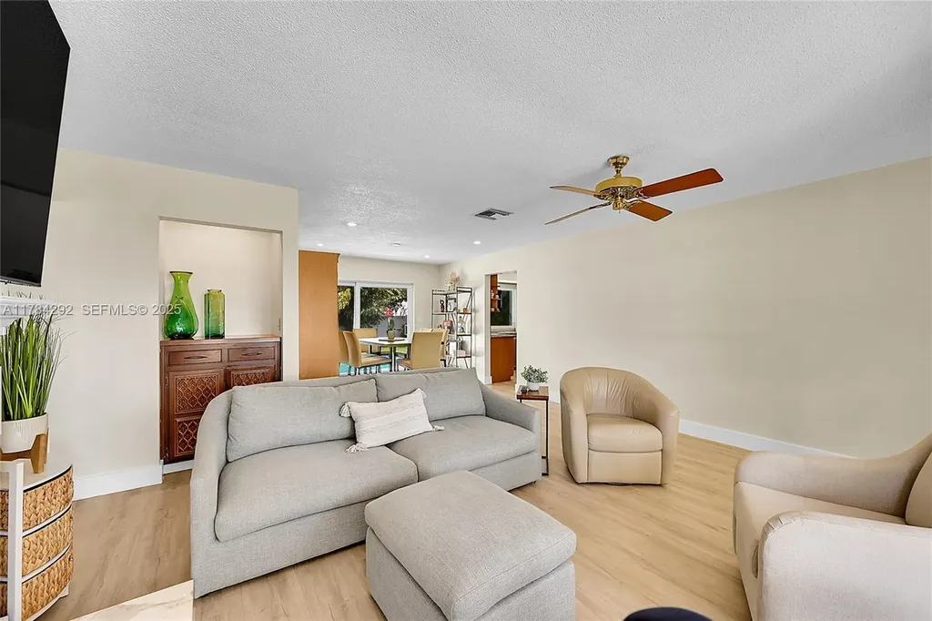 2133 NE 63rd Court Fort Lauderdale FL 33308