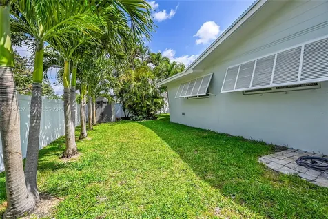 2133 NE 63rd Court Fort Lauderdale FL 33308