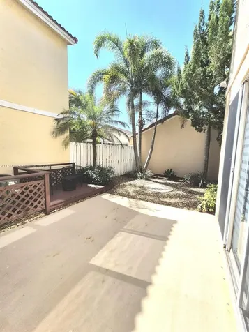 17822 SW 11th Street Pembroke Pines FL 33029