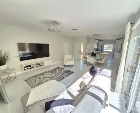 17822 SW 11th Street Pembroke Pines FL 33029