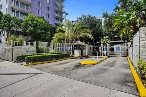 850 N Miami Avenue Miami FL 33136