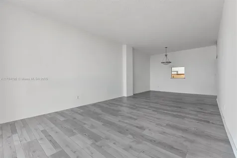 19380 Collins Avenue Sunny Isles Beach FL 33160