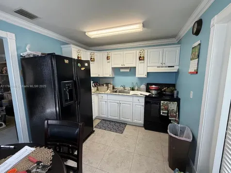 1128 W 6th Street Riviera Beach FL 33404