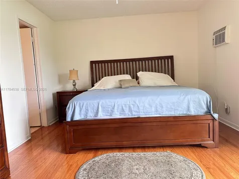 569 N Fanshaw N Boca Raton FL 33434