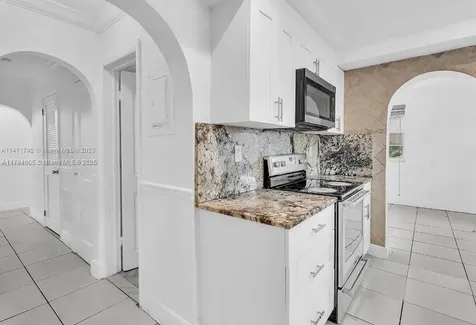936 NE 132nd Street North Miami FL 33161