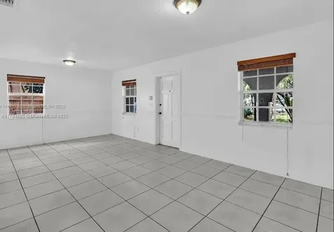 936 NE 132nd Street North Miami FL 33161