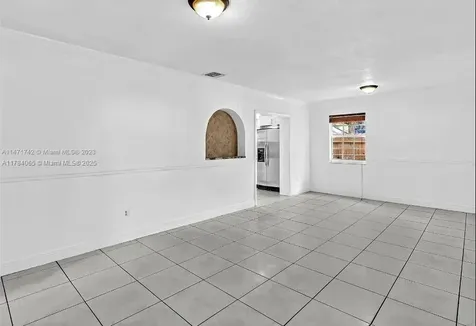 936 NE 132nd Street North Miami FL 33161