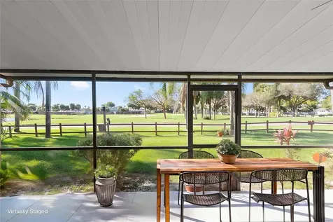 1660 W Golfview Drive Pembroke Pines FL 33026