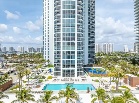 18911 Collins Avenue Sunny Isles Beach FL 33160