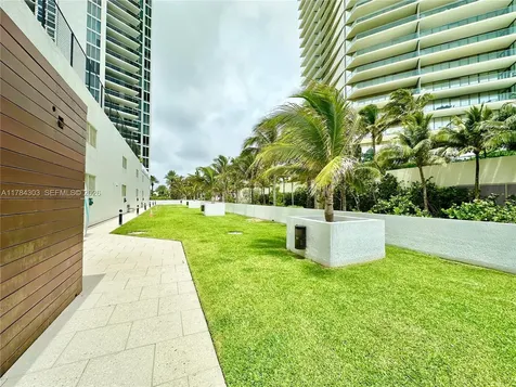 18911 Collins Avenue Sunny Isles Beach FL 33160
