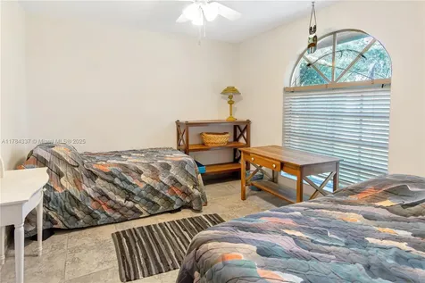 8941 SW 176th Street Palmetto Bay FL 33157